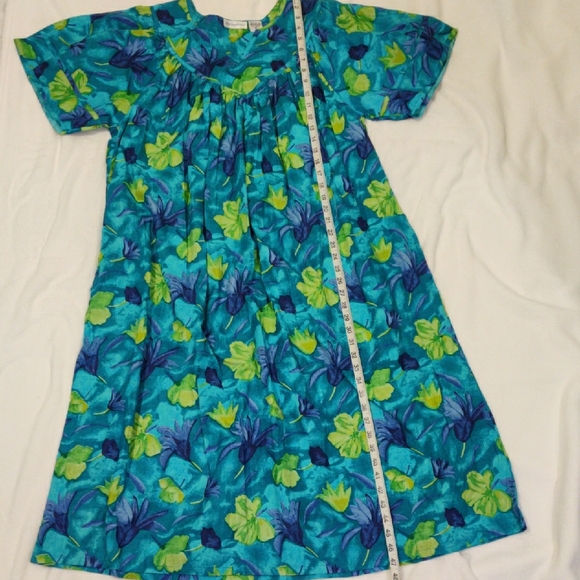 Floral Blue and Green Dress - Picture 8 of 13